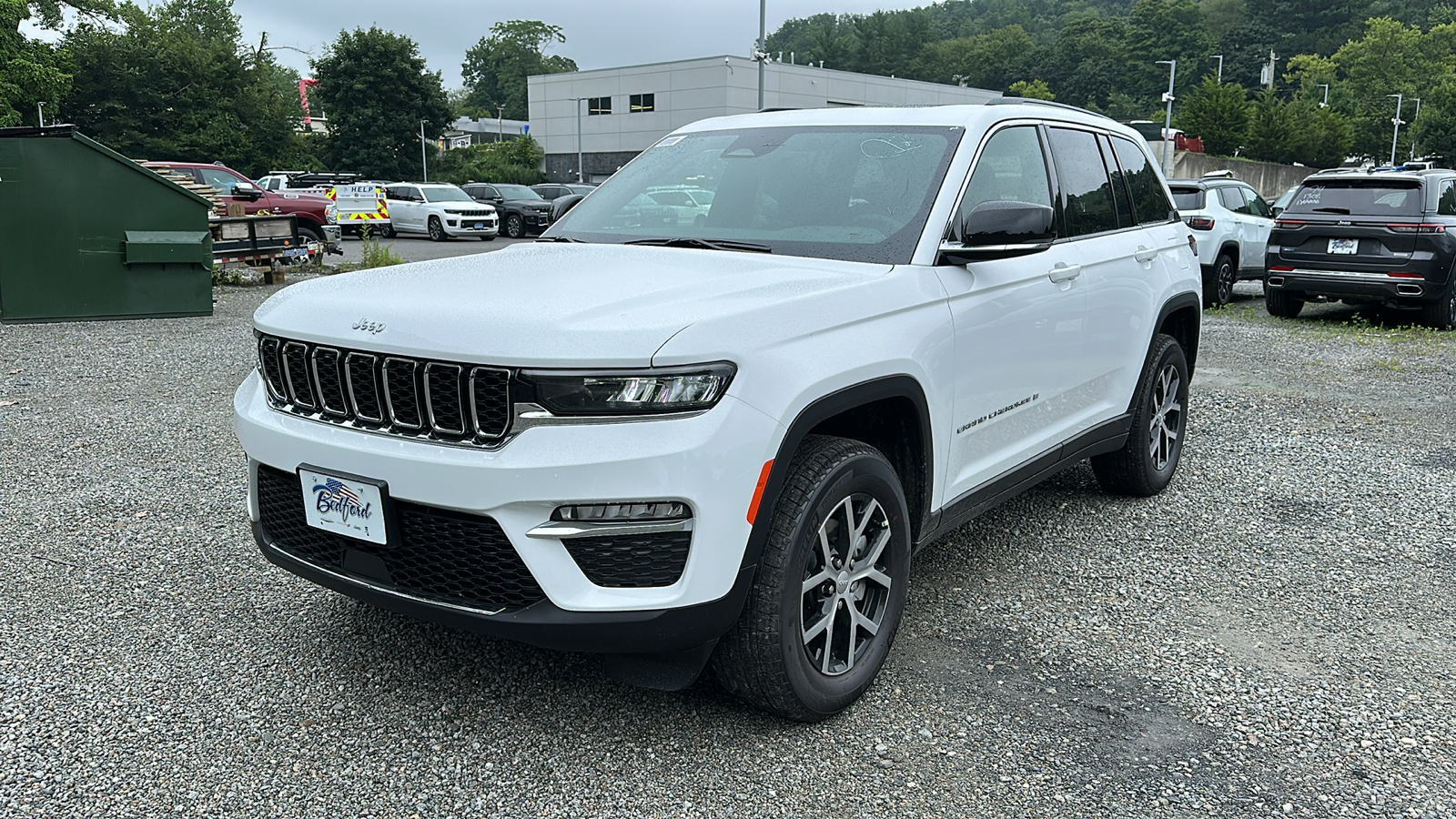 2024 Jeep Grand Cherokee  3