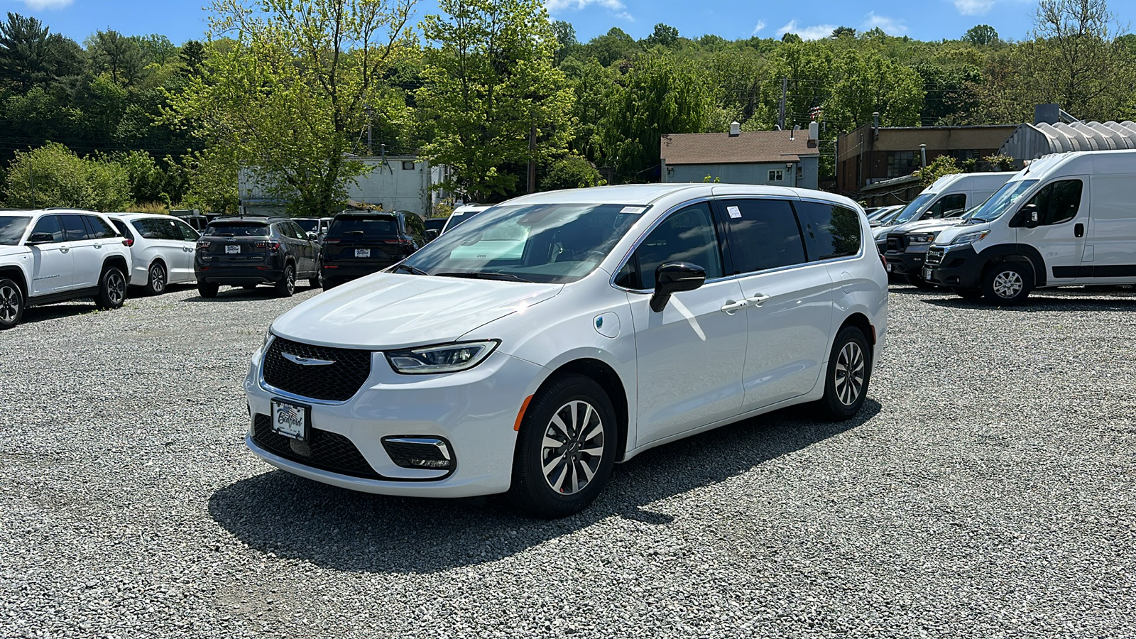 2024 Chrysler Pacifica Hybrid Select 3