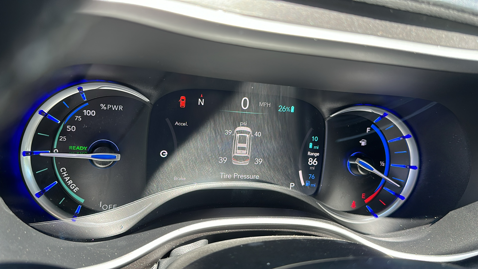 2024 Chrysler Pacifica Hybrid Select 12