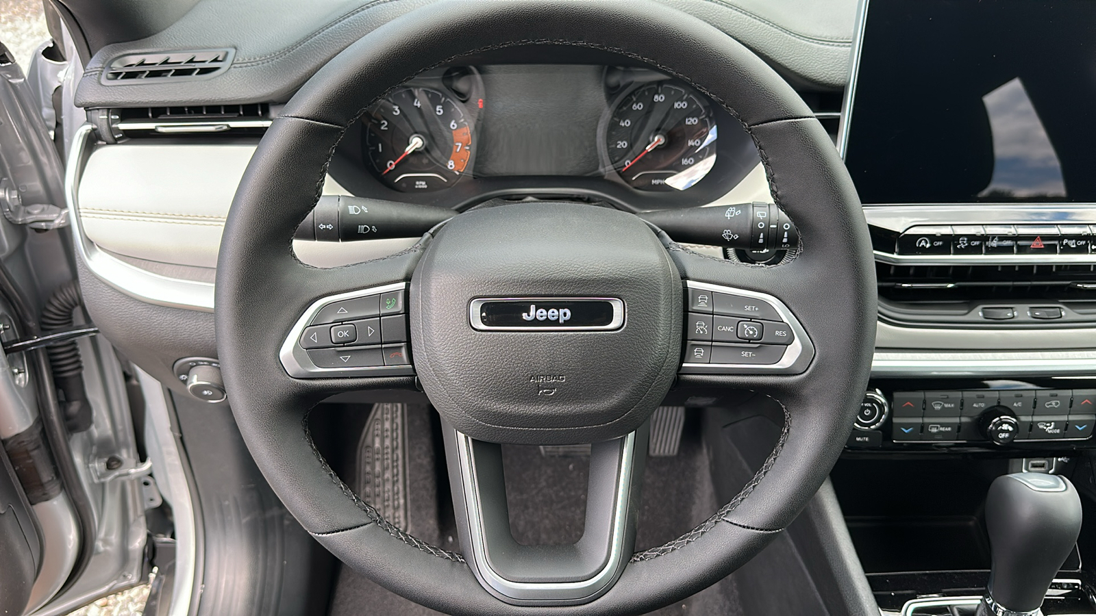 2024 Jeep Compass Limited 9