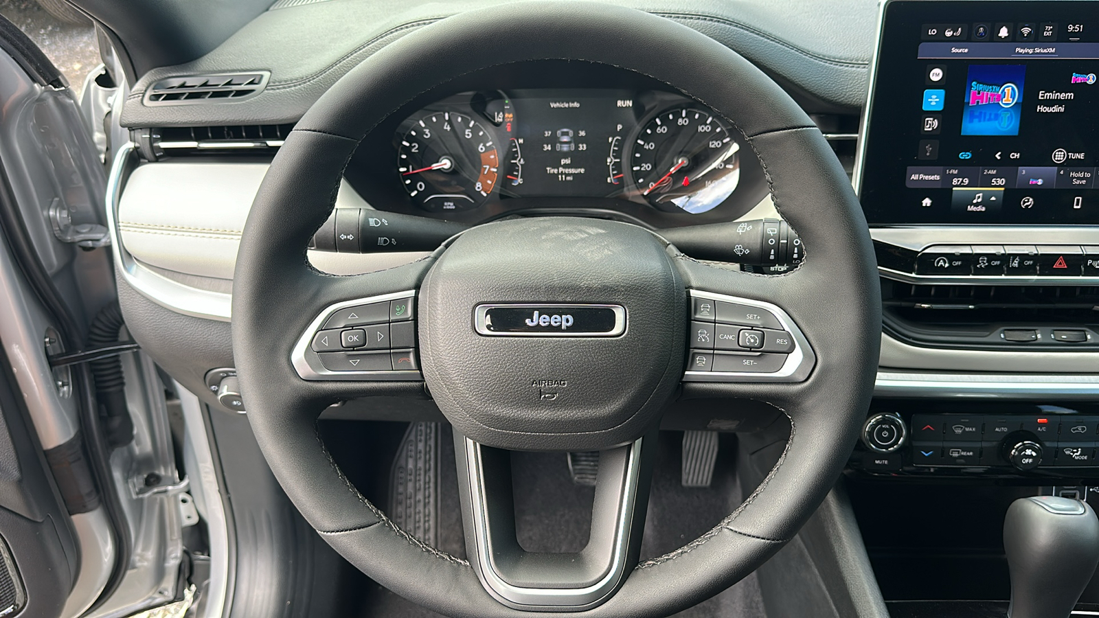 2024 Jeep Compass Limited 9