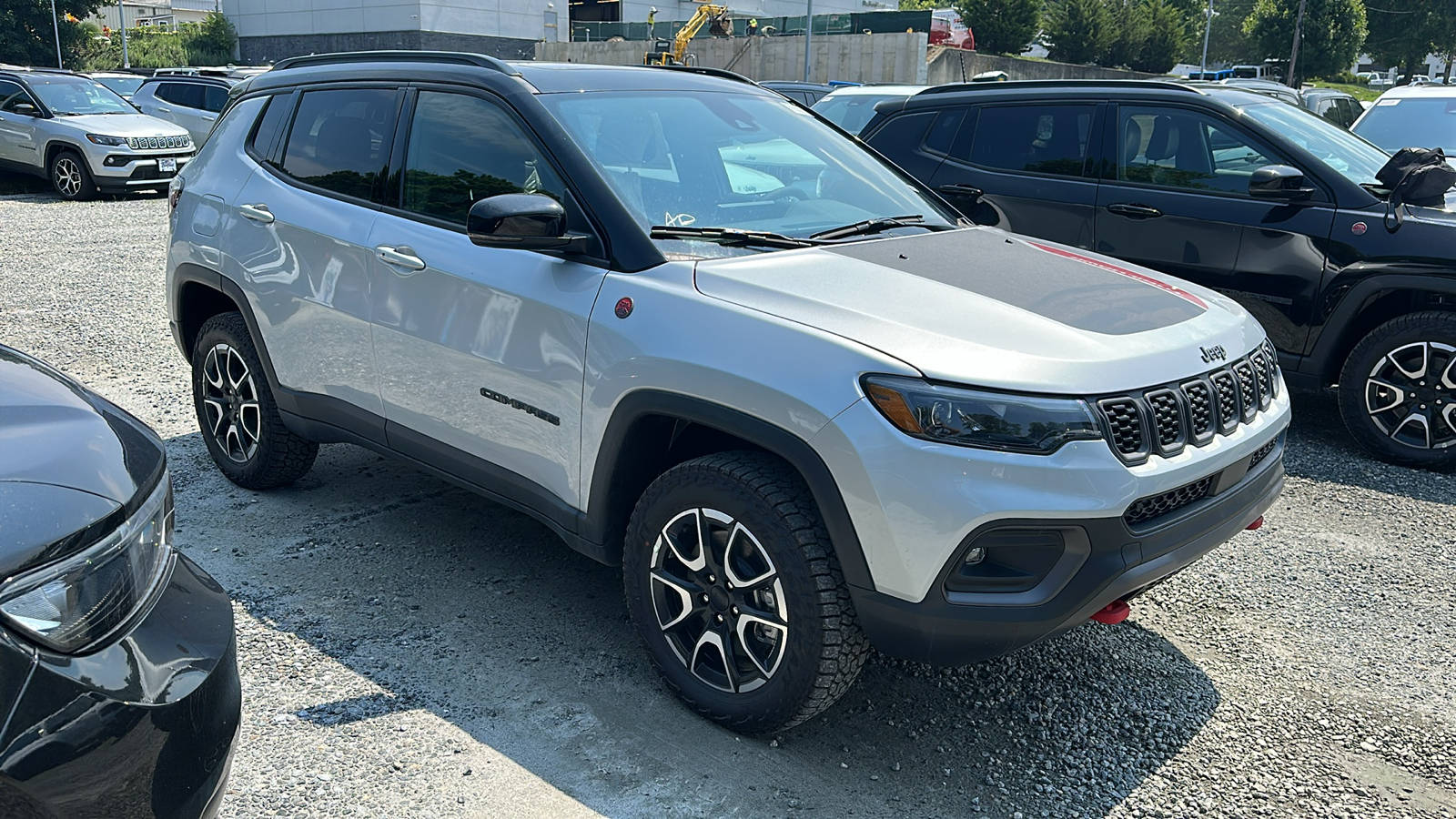 2024 Jeep Compass Trailhawk 2