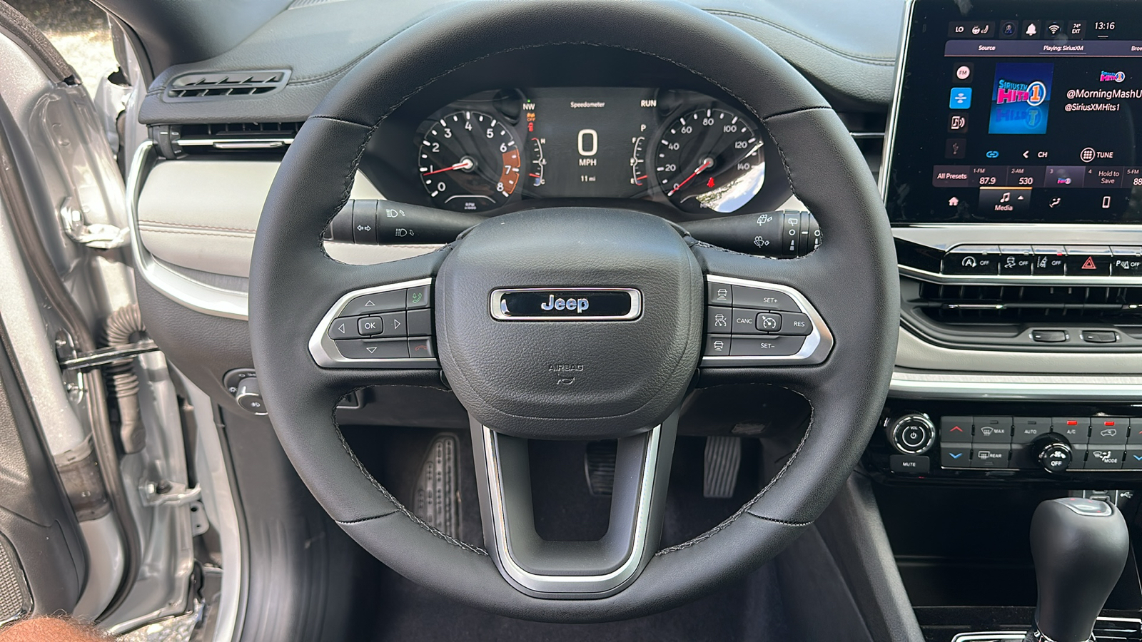 2024 Jeep Compass Limited 9