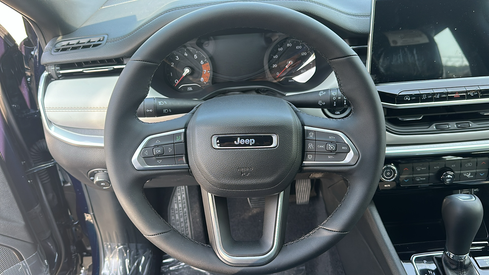 2024 Jeep Compass Limited 9