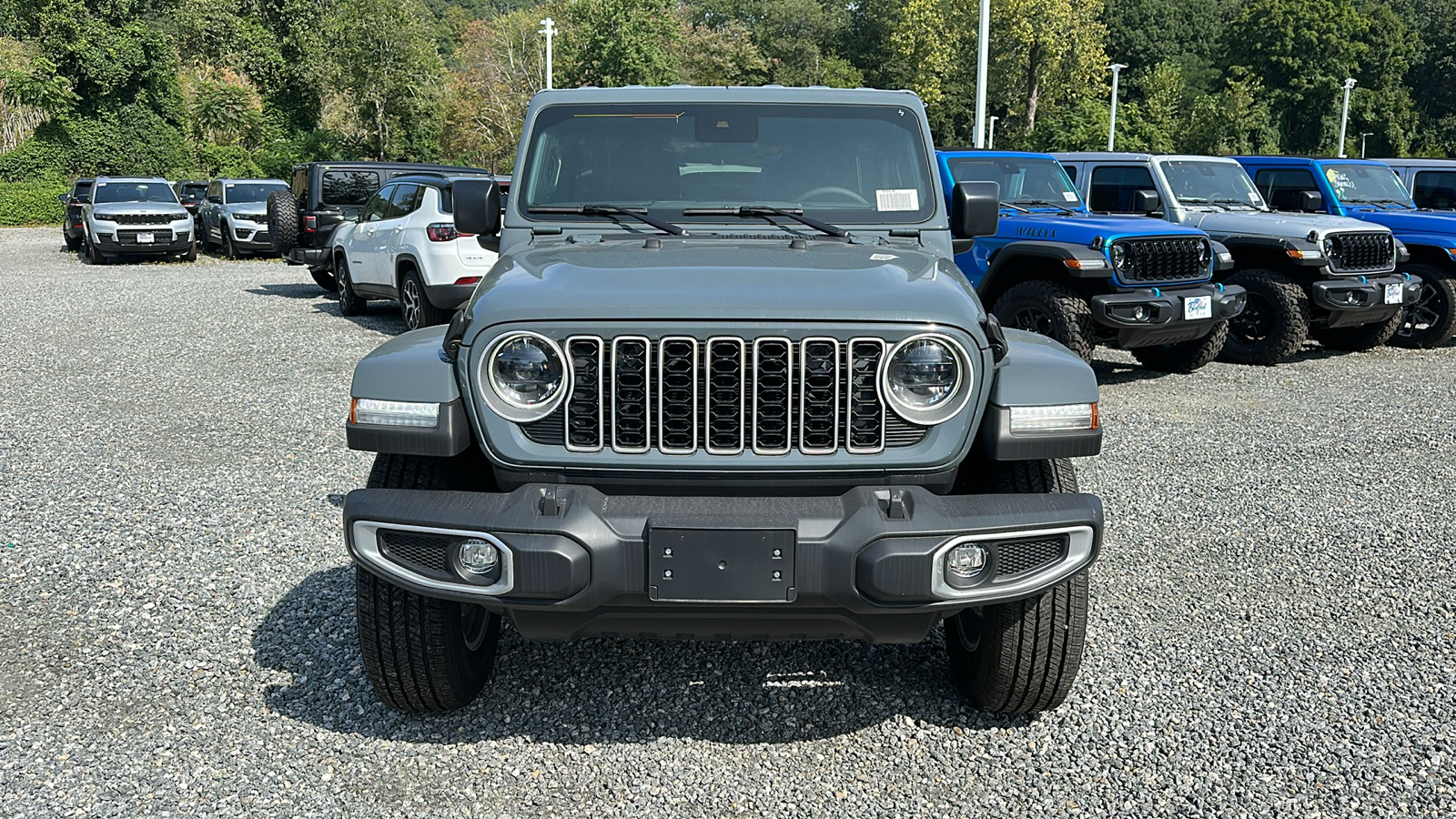 2024 Jeep Wrangler Sahara 2