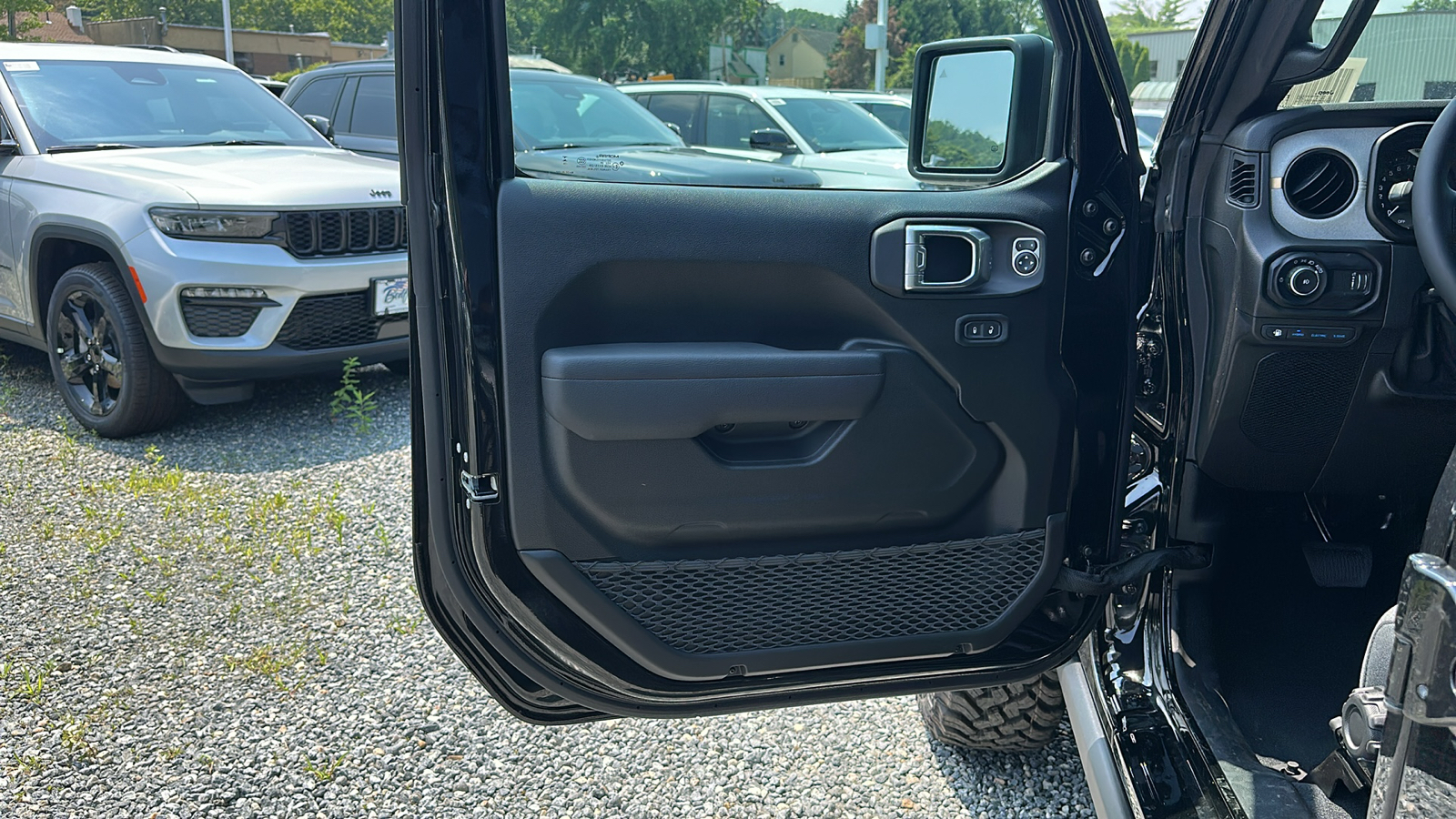 2024 Jeep Wrangler 4xe Willys 6