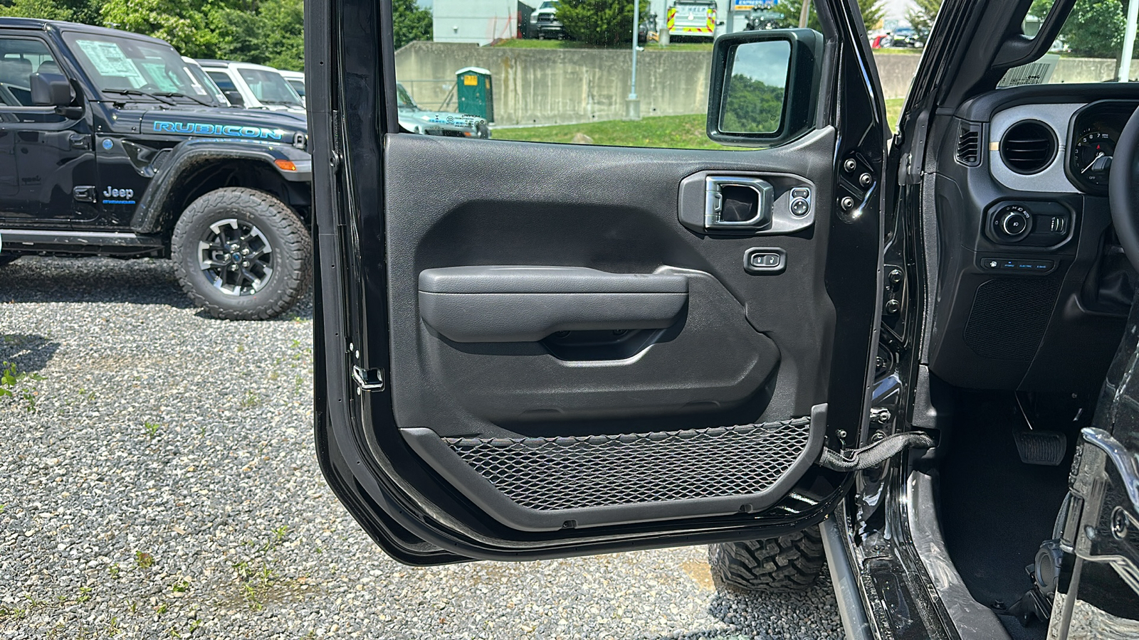 2024 Jeep Wrangler 4xe Willys 6