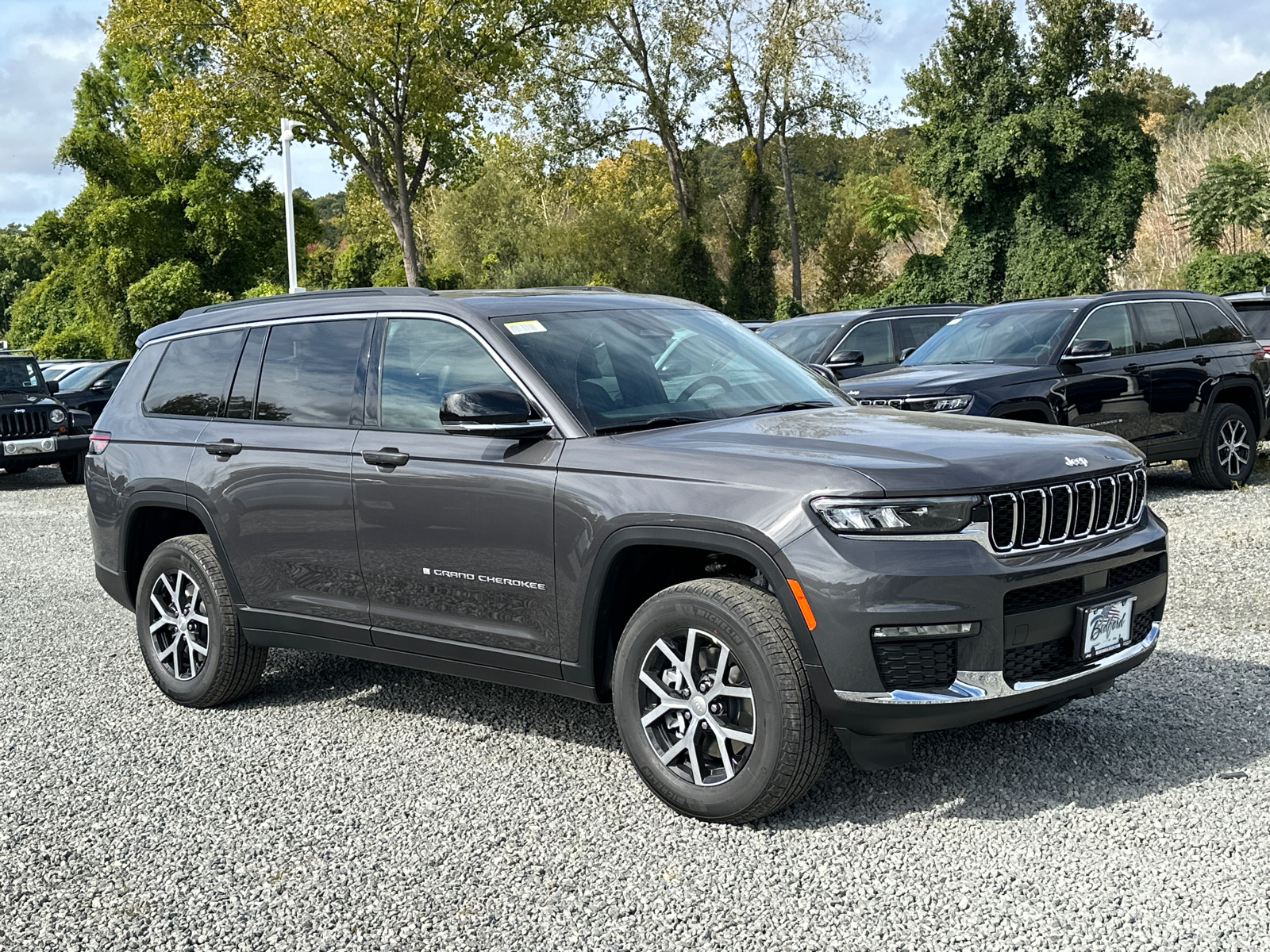 2025 Jeep Grand Cherokee L Limited 1