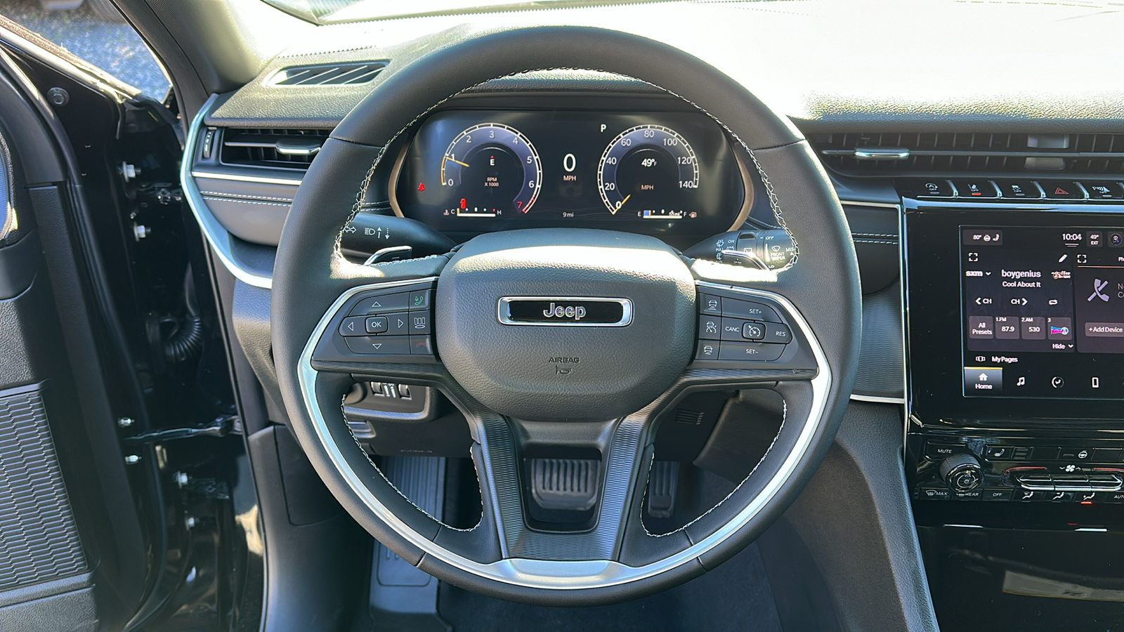 2025 Jeep Grand Cherokee Altitude X 9