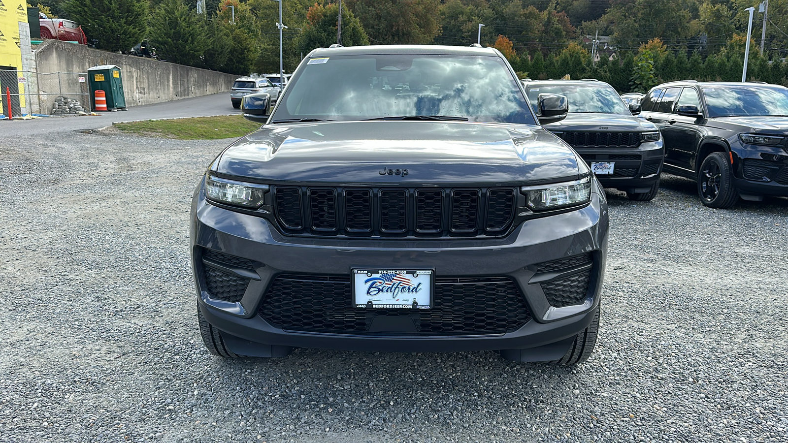 2025 Jeep Grand Cherokee  2