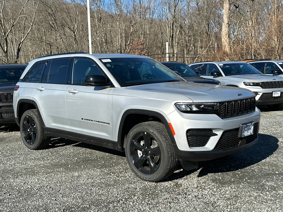 2025 Jeep Grand Cherokee Altitude X 1