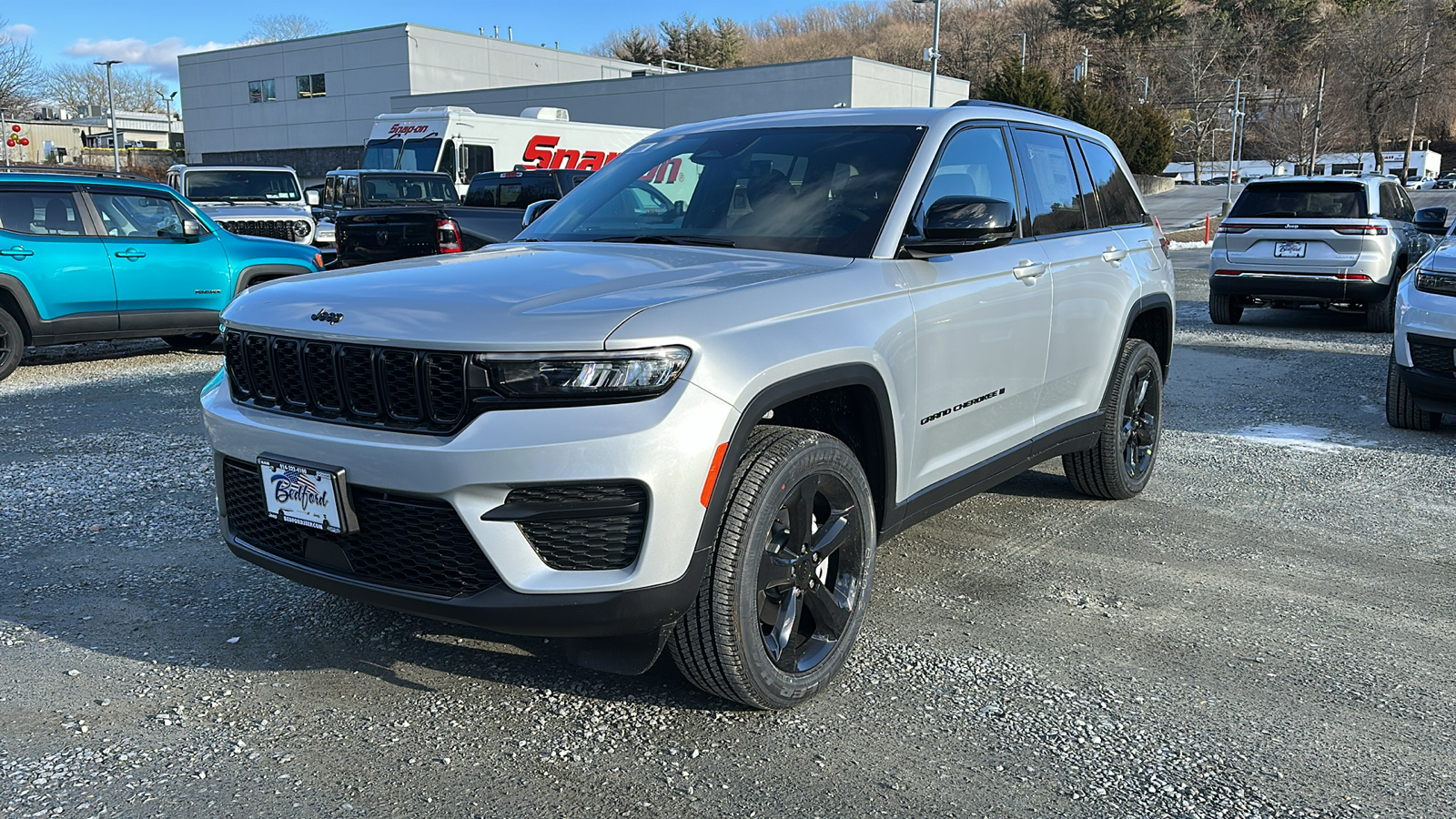 2025 Jeep Grand Cherokee Altitude X 3