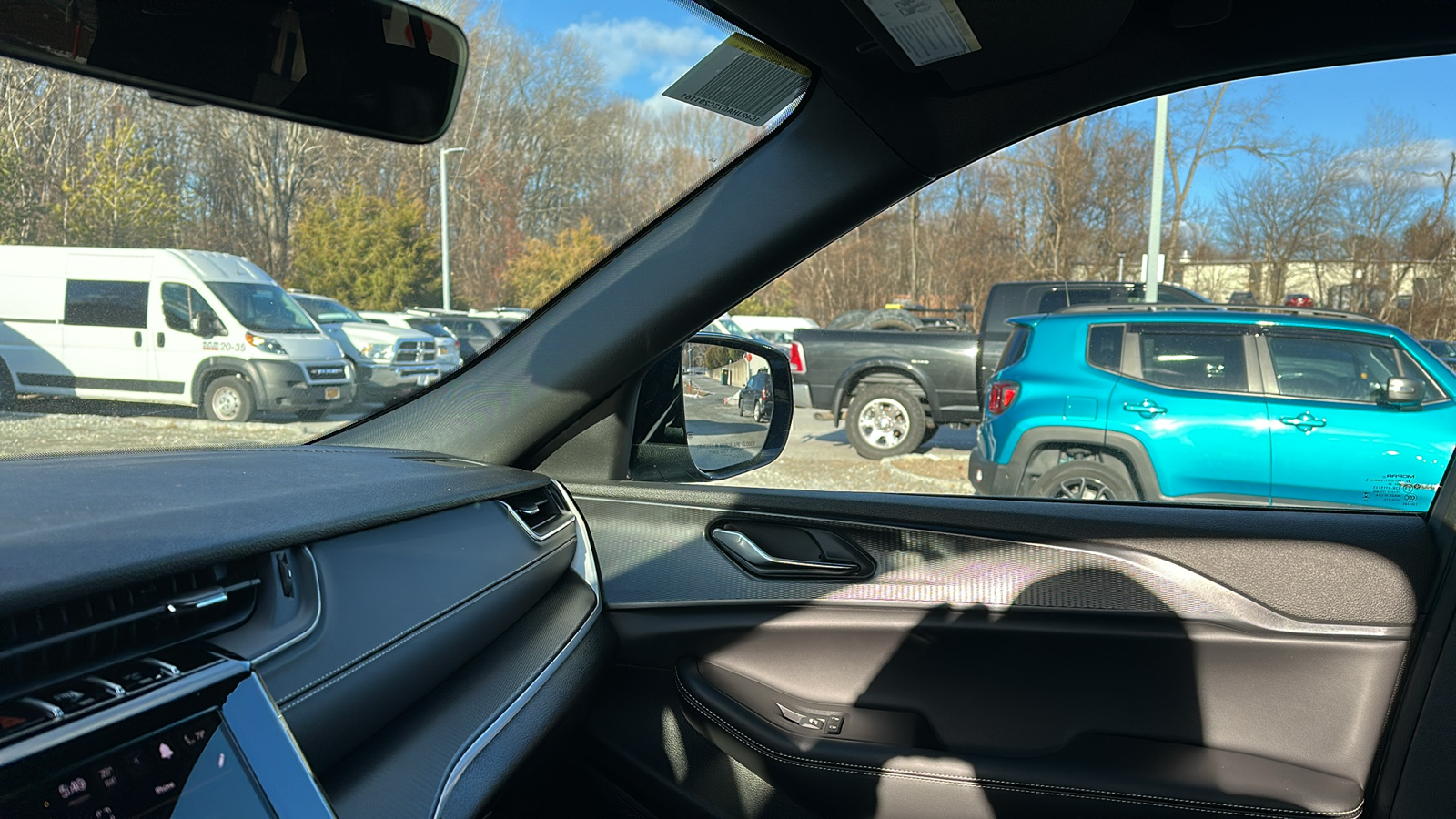 2025 Jeep Grand Cherokee Altitude X 18