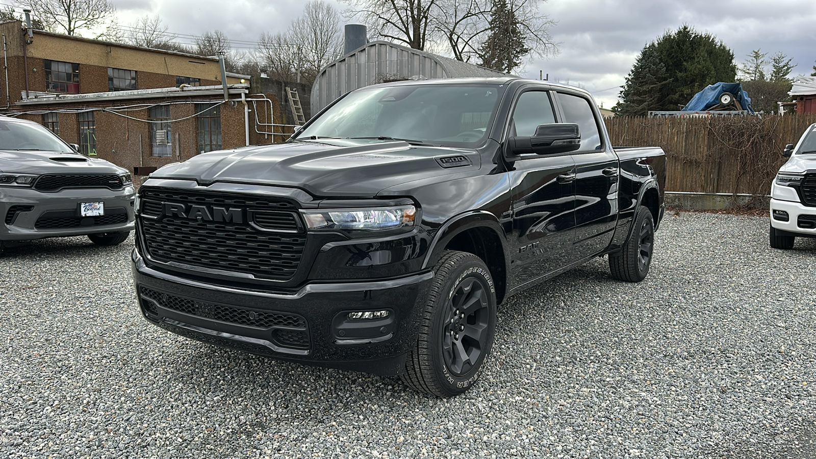 2025 Ram 1500 Big Horn 4x4 Crew Cab 64 Box 3