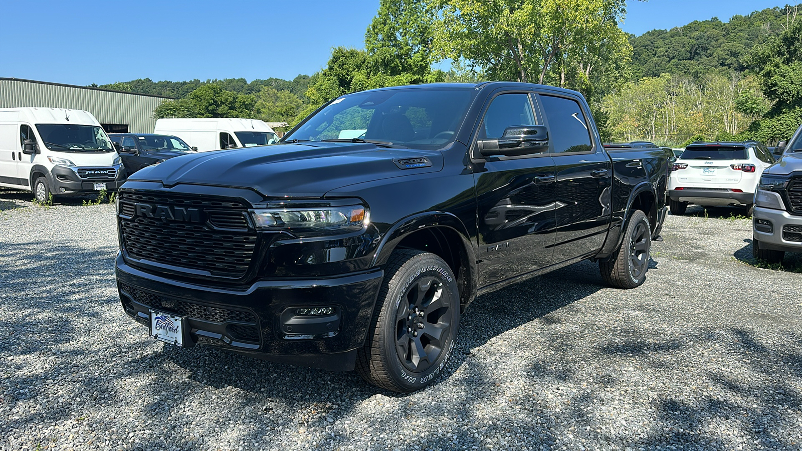 2025 Ram 1500 Big Horn 4x4 Crew Cab 57 Box 3