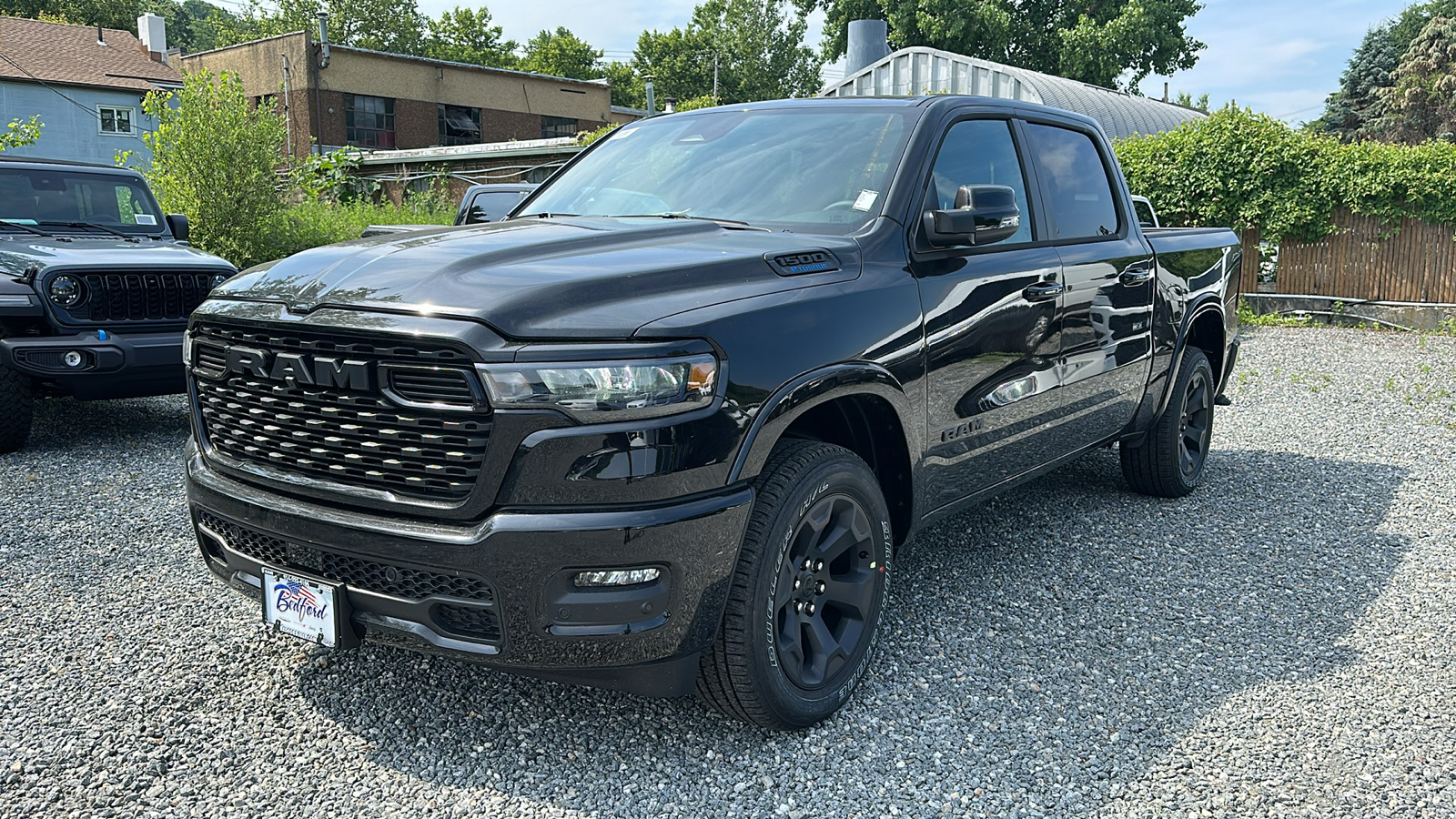 2025 Ram 1500 Big Horn 4x4 Crew Cab 57 Box 3