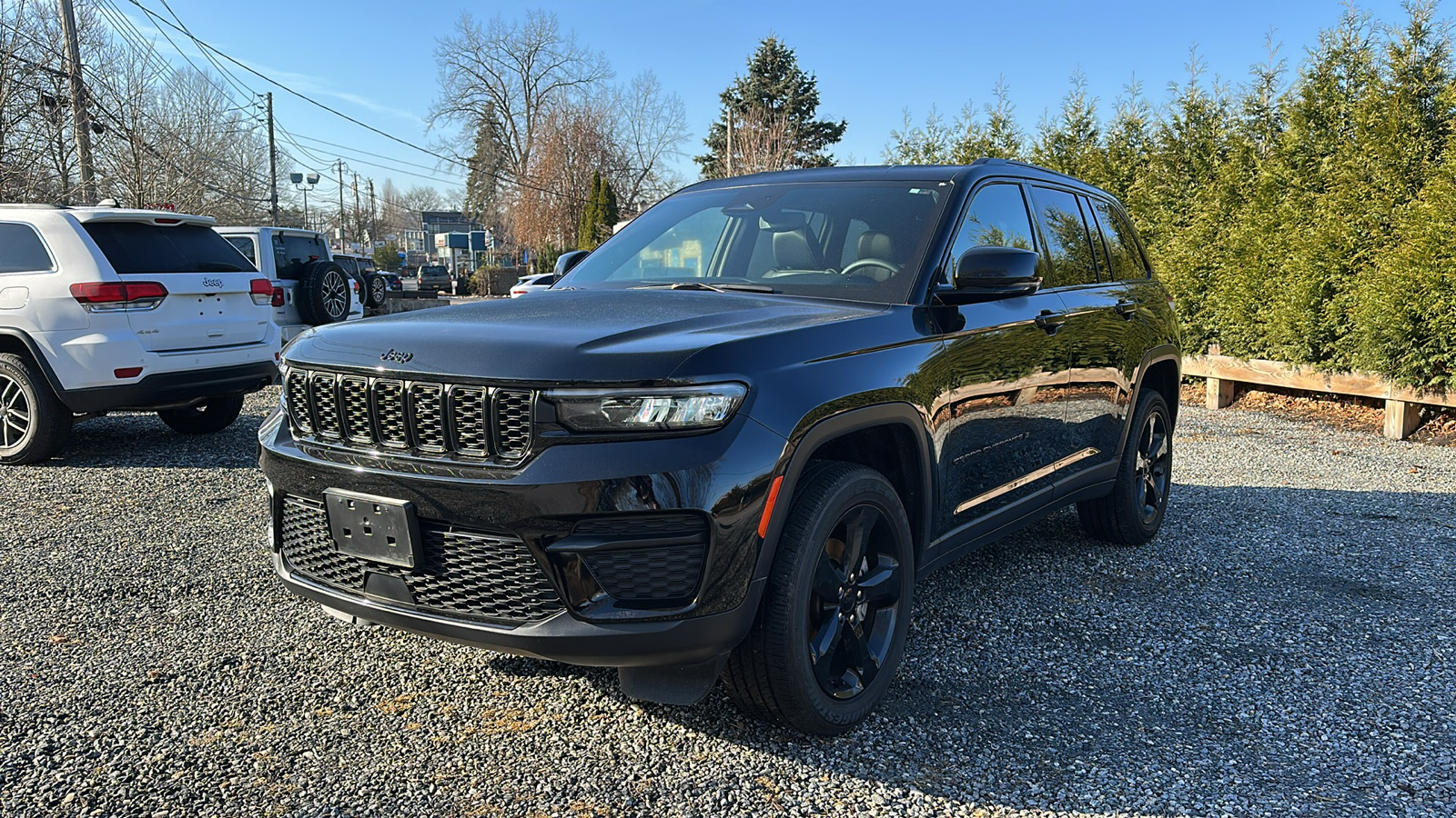 2023 Jeep Grand Cherokee Altitude 3