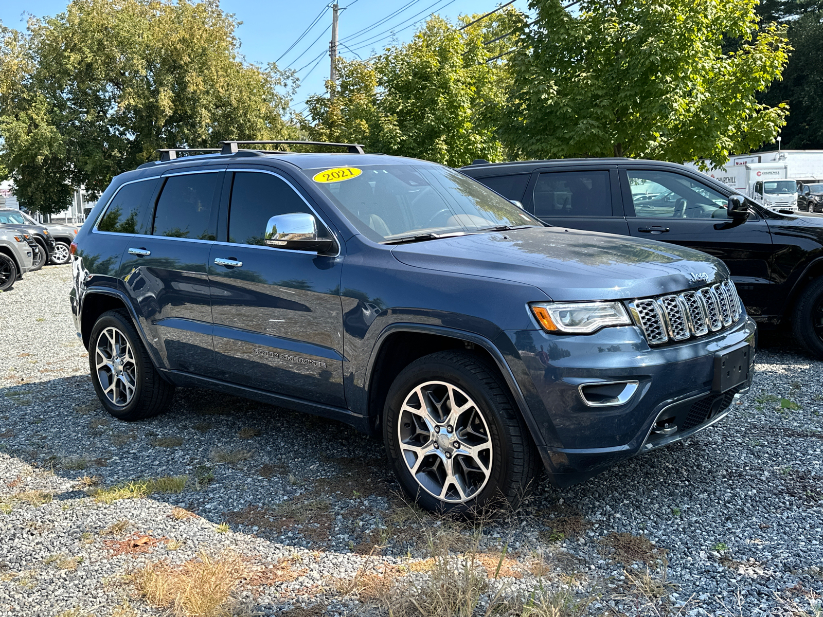 2021 Jeep Grand Cherokee Overland 1