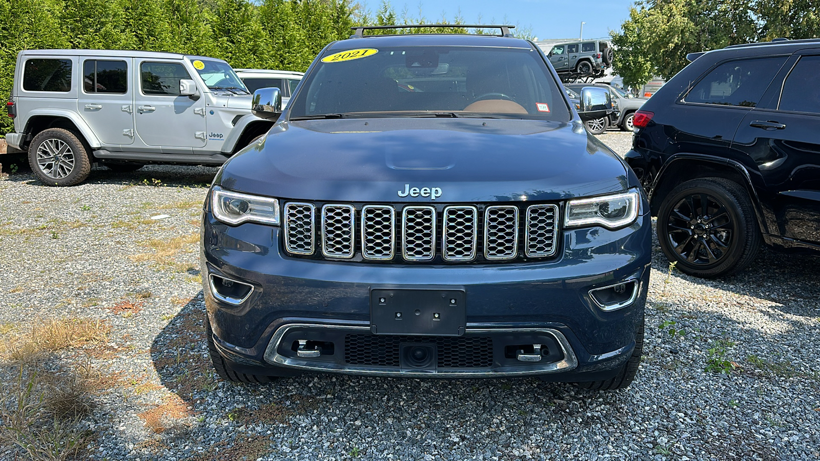 2021 Jeep Grand Cherokee Overland 2