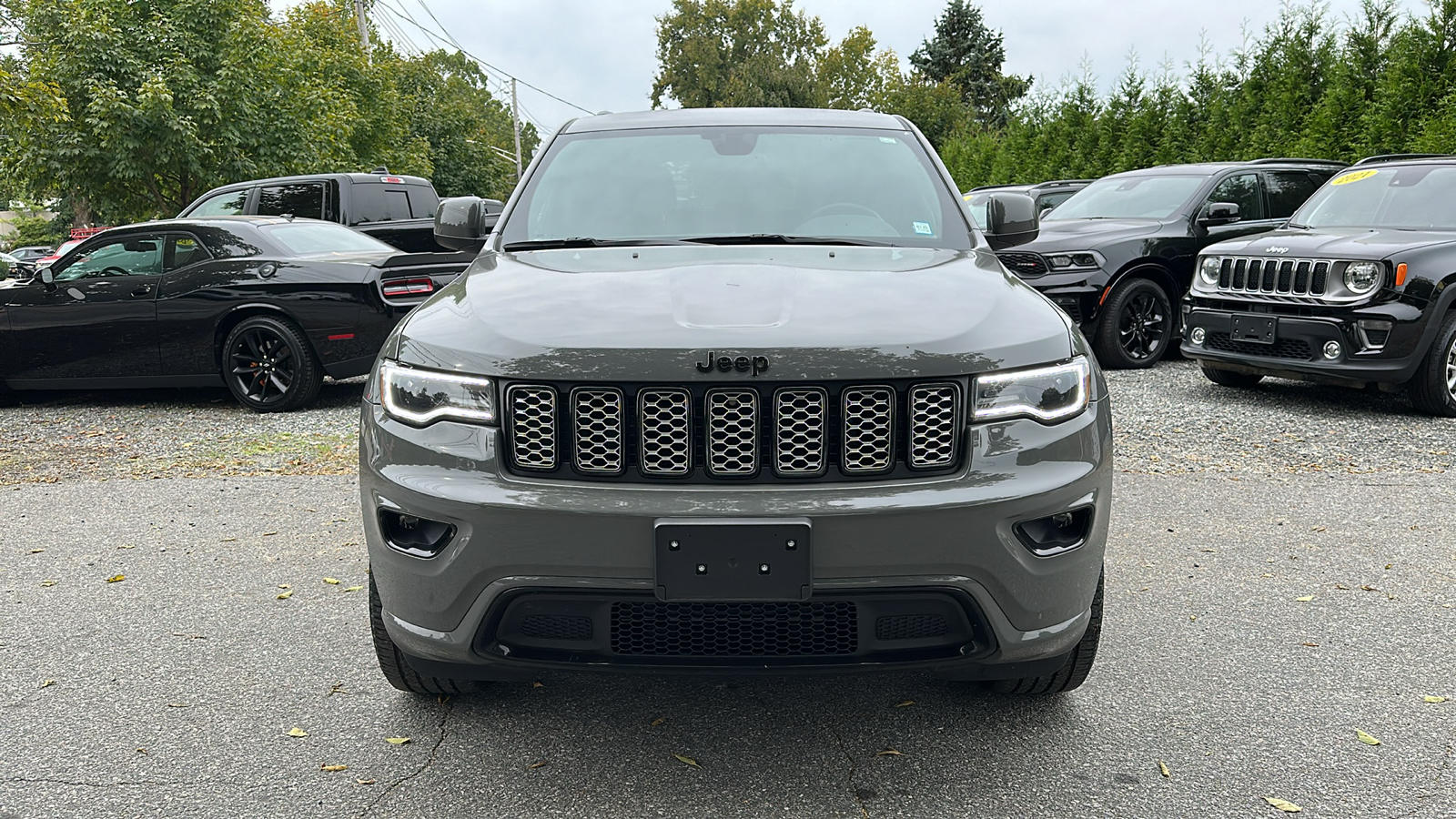 2021 Jeep Grand Cherokee Laredo X 2