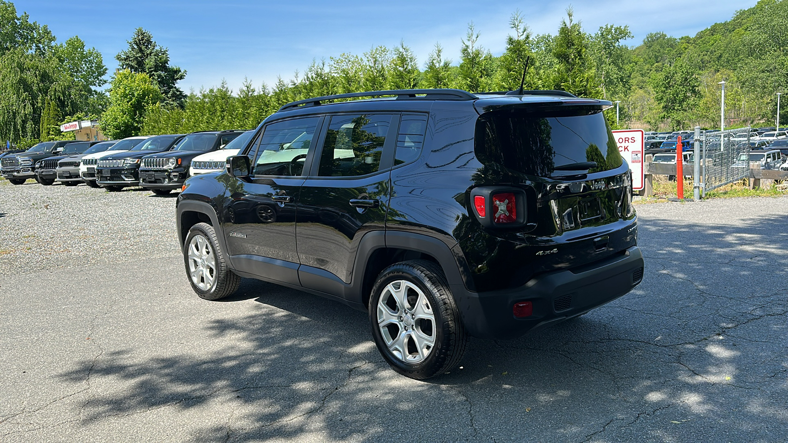 2023 Jeep Renegade Limited 5