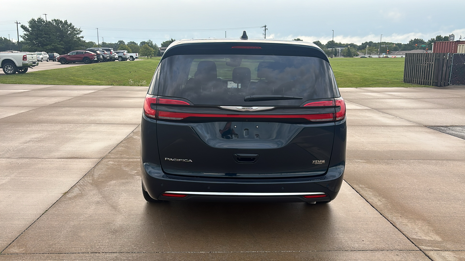 2024 Chrysler Pacifica Touring L 7