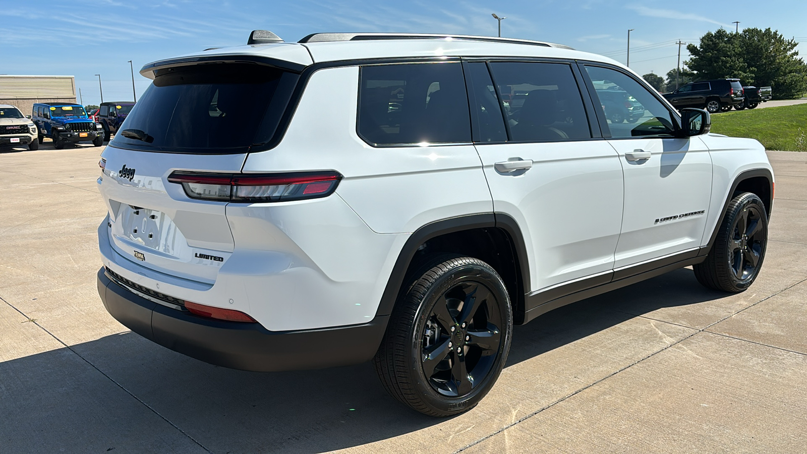 2024 Jeep Grand Cherokee L Limited 8