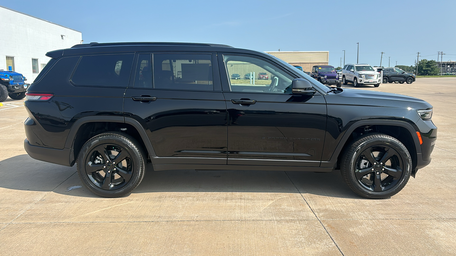 2024 Jeep Grand Cherokee L Limited 9