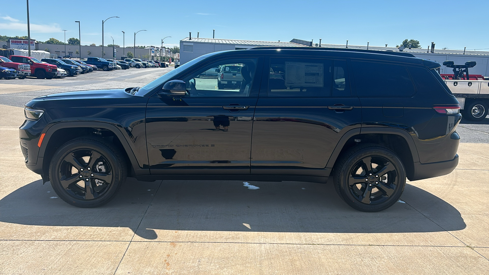 2024 Jeep Grand Cherokee L Altitude 5