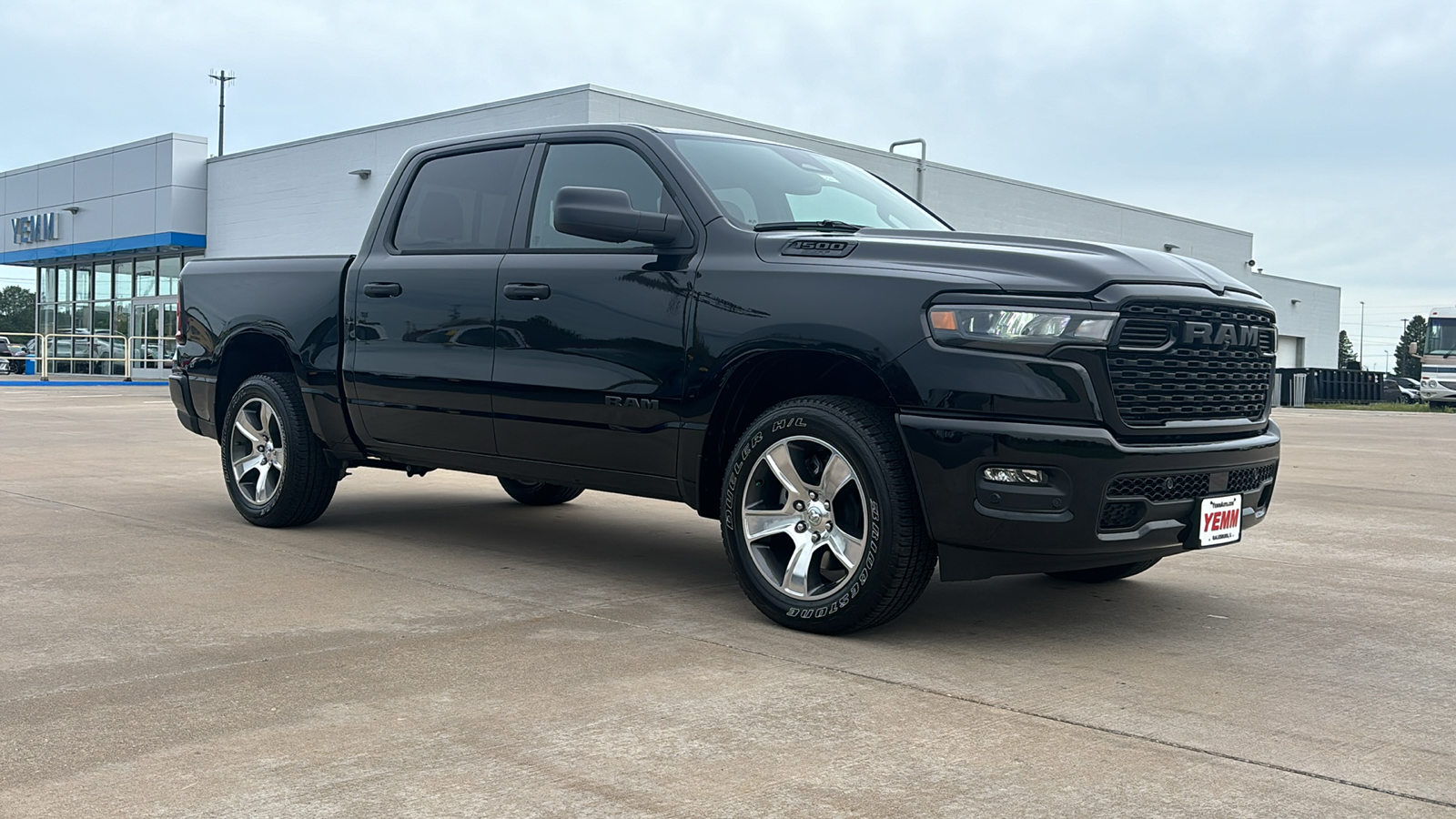 2025 Ram 1500 Tradesman 2