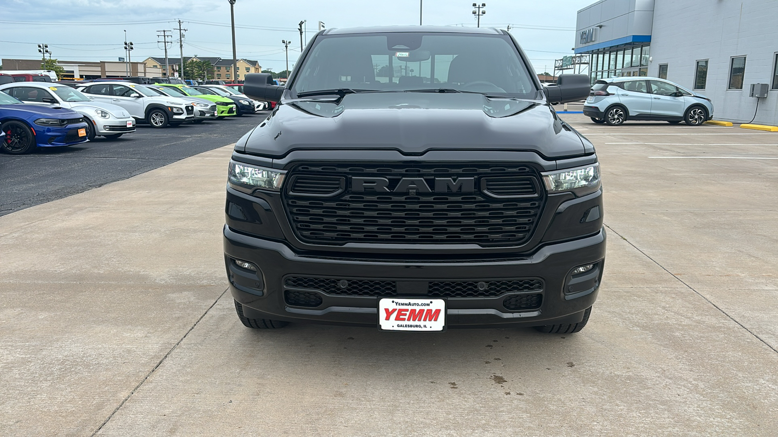 2025 Ram 1500 Tradesman 3