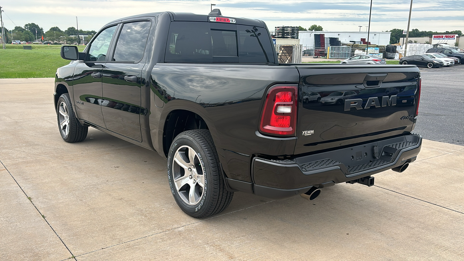 2025 Ram 1500 Tradesman 6