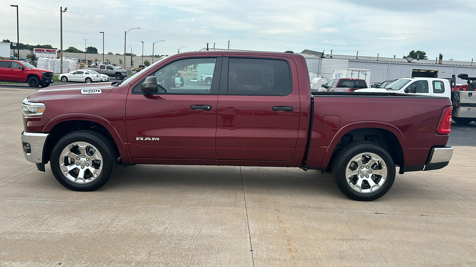 2025 Ram 1500 Big Horn/Lone Star 5