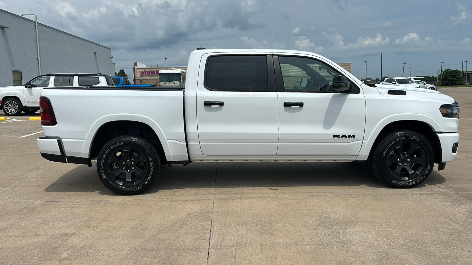 2025 Ram 1500 Big Horn/Lone Star 9