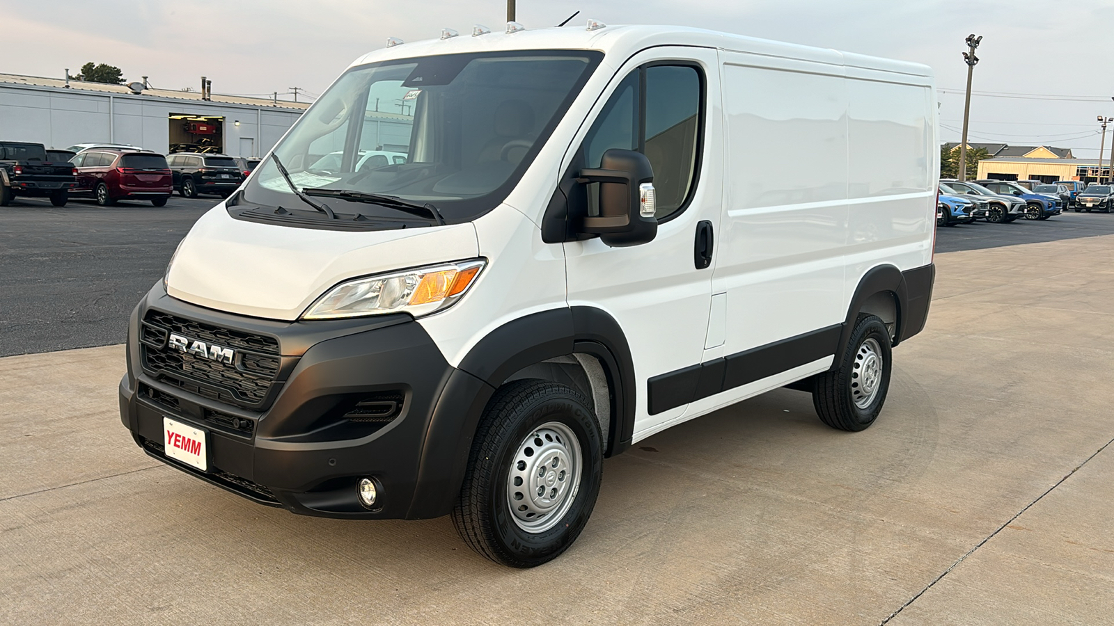 2025 Ram ProMaster 1500 Low Roof 4