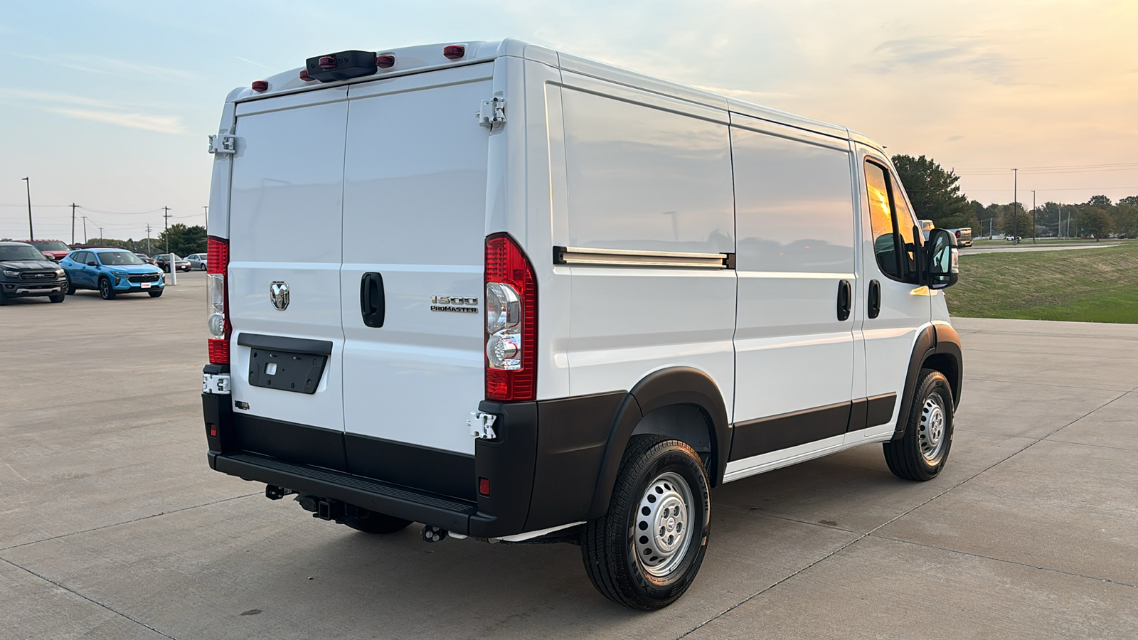 2025 Ram ProMaster 1500 Low Roof 8