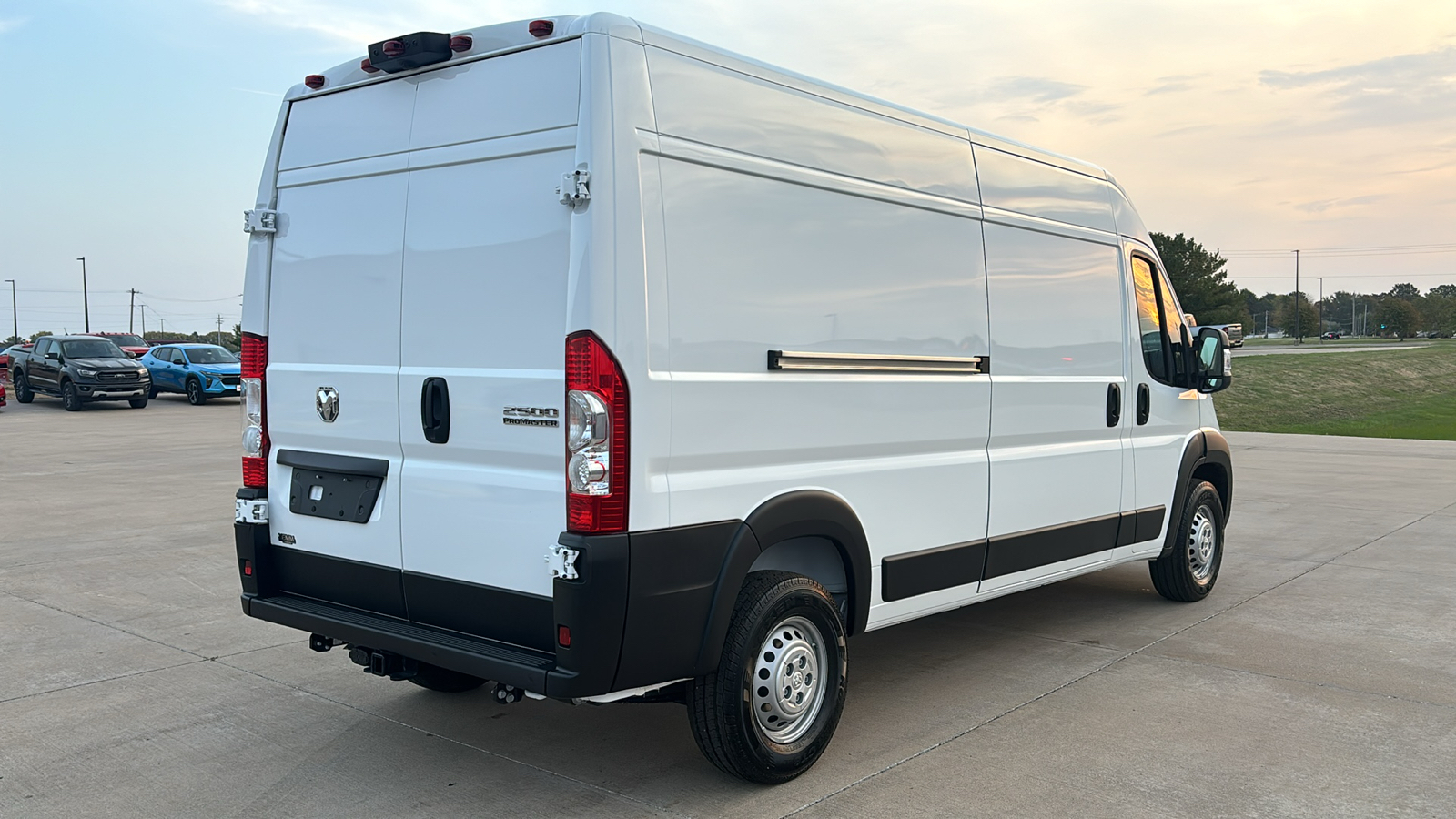 2025 Ram ProMaster 2500 High Roof 8