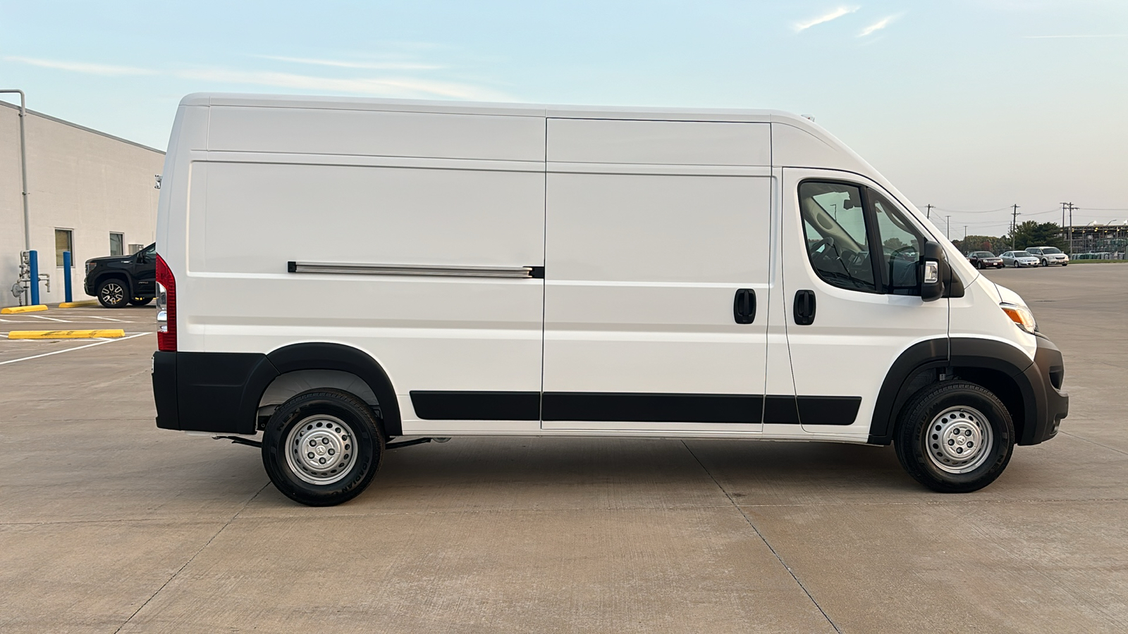 2025 Ram ProMaster 2500 High Roof 9