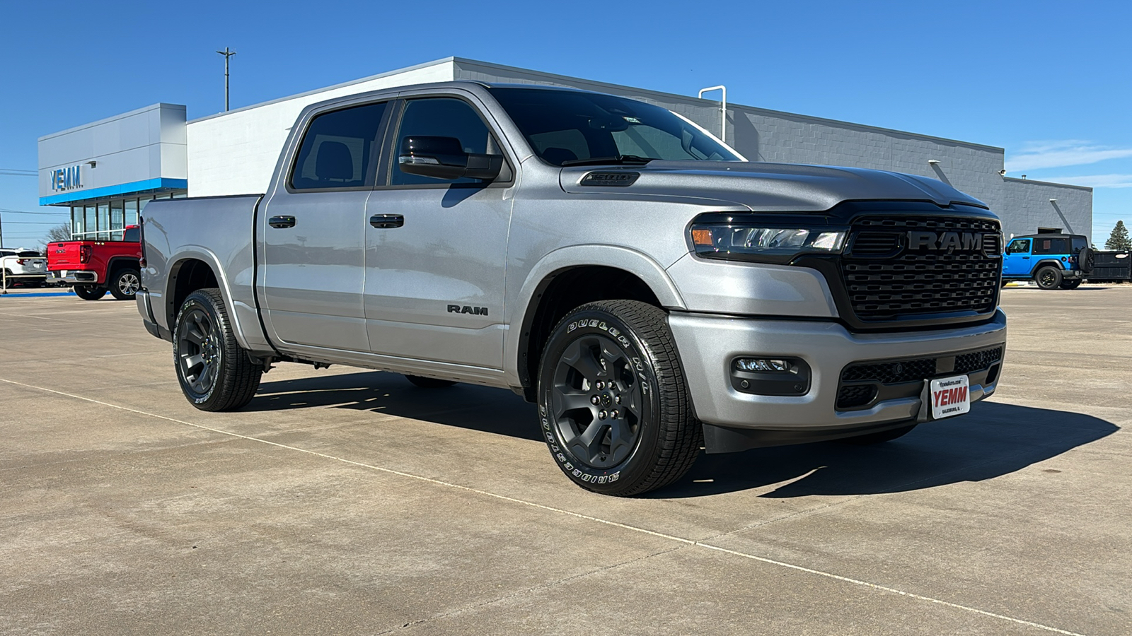 2025 Ram 1500 Big Horn/Lone Star 2