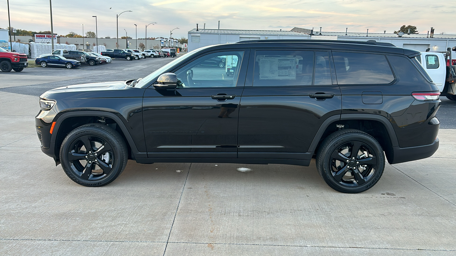 2025 Jeep Grand Cherokee L Altitude X 5