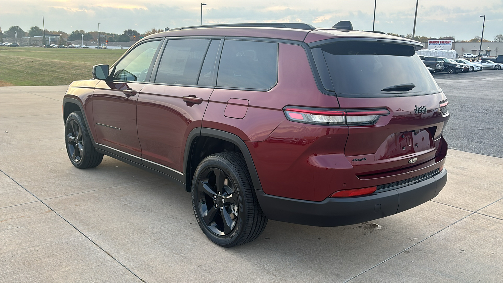 2025 Jeep Grand Cherokee L Altitude X 6