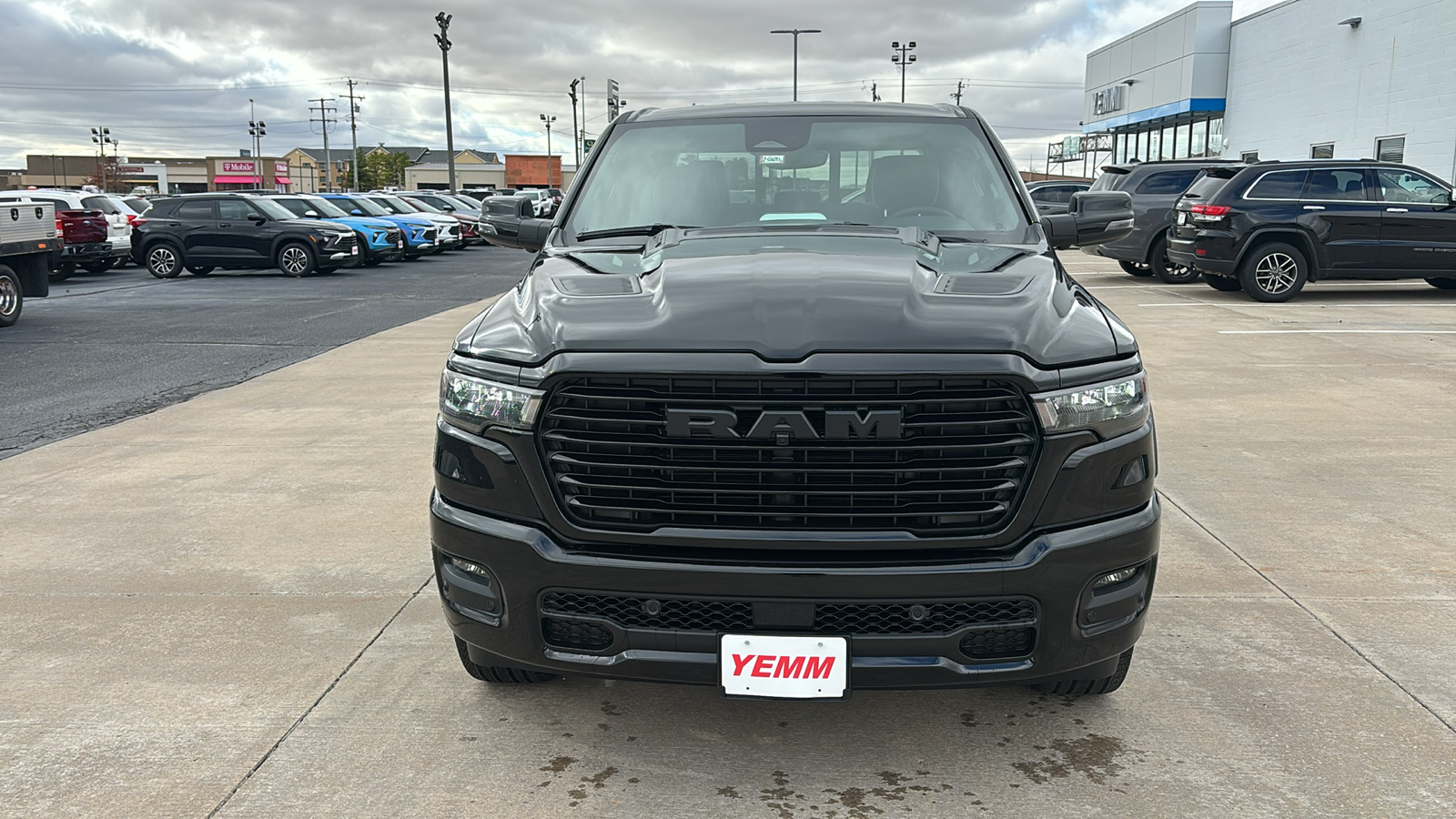 2025 Ram 1500 Laramie 3