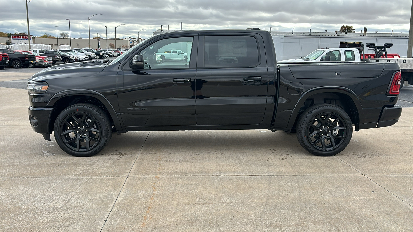 2025 Ram 1500 Laramie 5