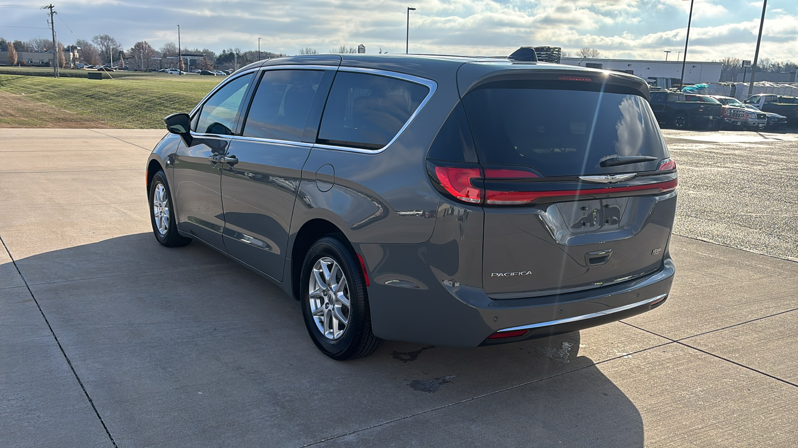 2025 Chrysler Pacifica  6