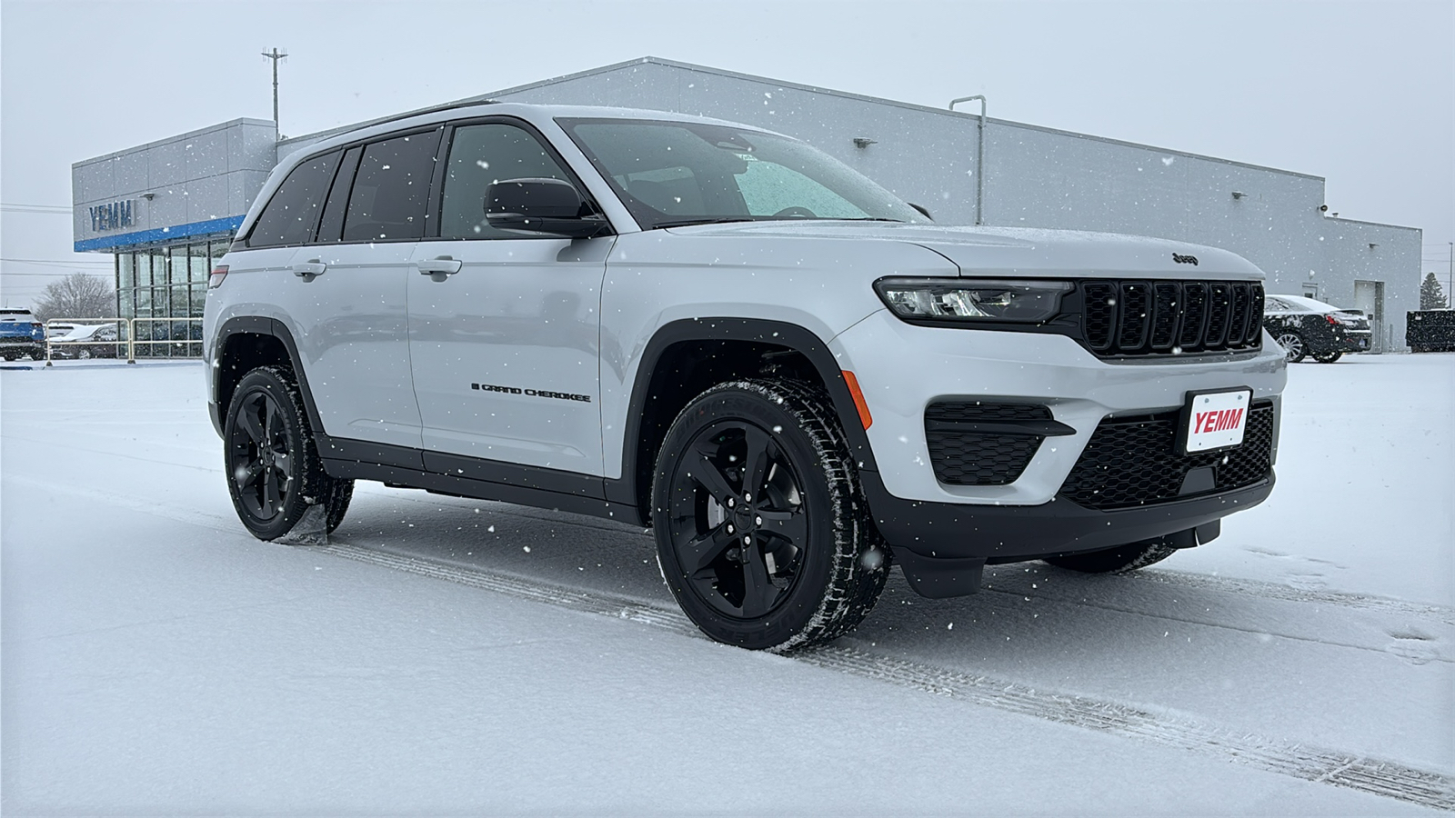 2025 Jeep Grand Cherokee Altitude X 2