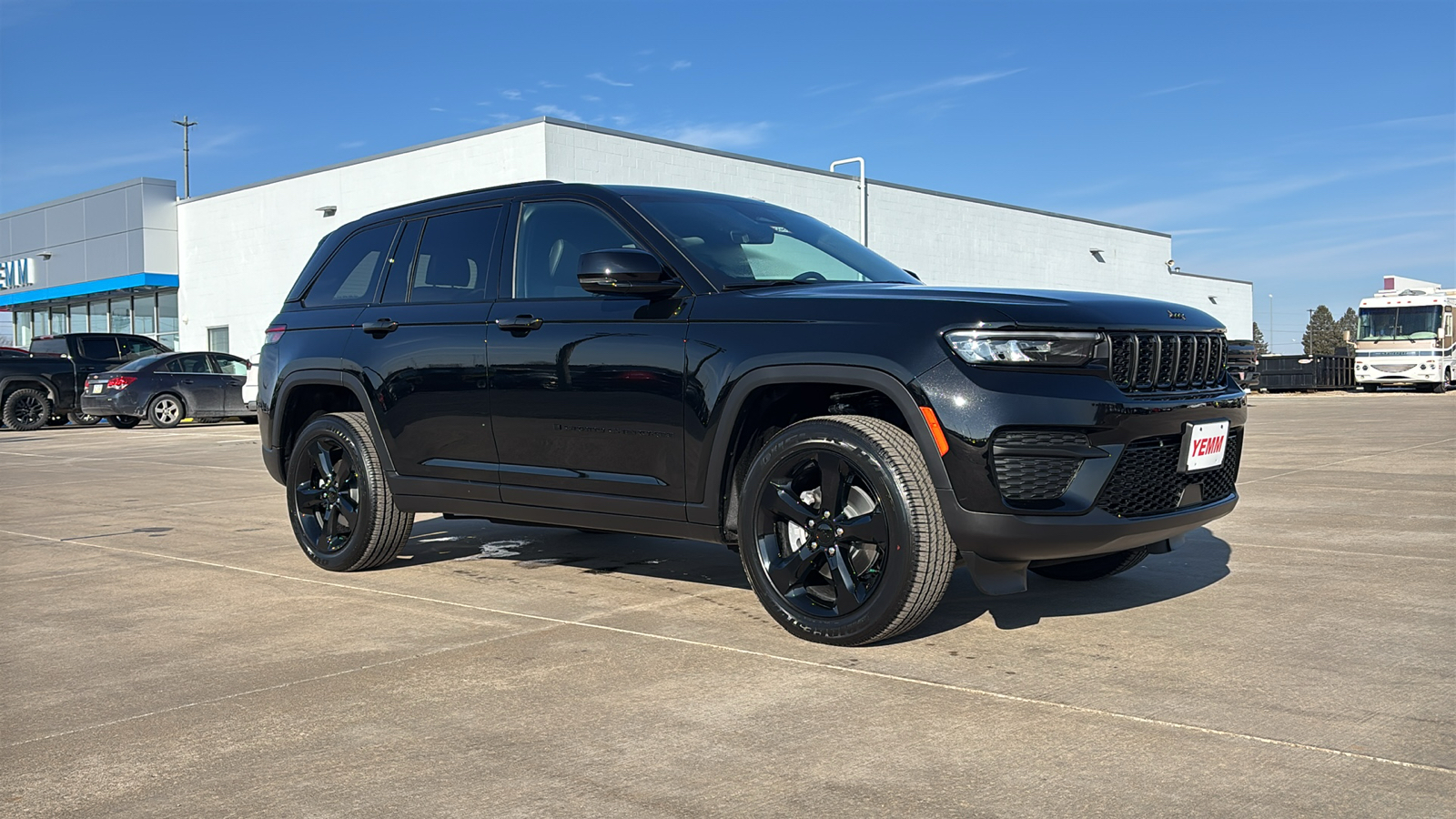 2025 Jeep Grand Cherokee Altitude 2