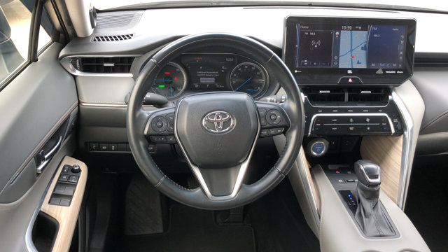 2021 Toyota Venza XLE 11