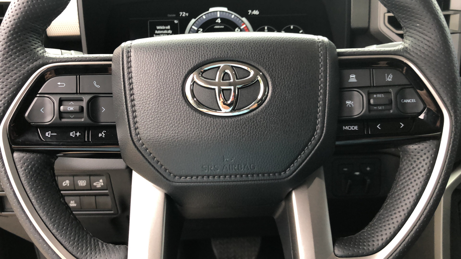 2023 Toyota Tundra 4WD Limited Hybrid 9