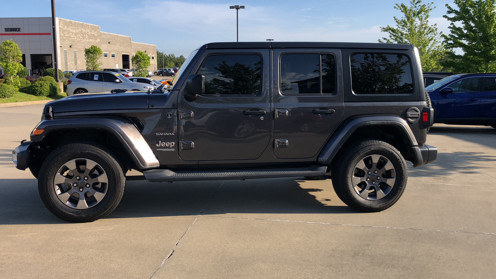 2019 Jeep Wrangler Unlimited Sahara 2