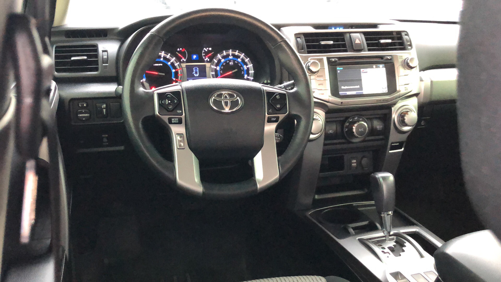 2018 Toyota 4Runner SR5 10